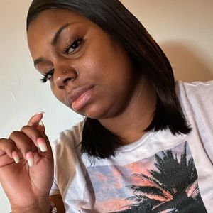 Meet your Posher, Charese